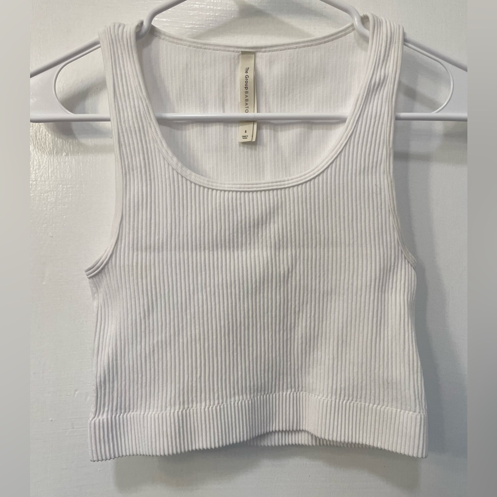 Aritzia The Group by Babaton Flow Seamless Crop Ribbed Tank White